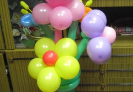 Цветы и букеты из воздушных шаров №1. 400 руб.