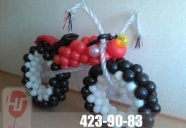 Фигура №95. Мотоцикл из воздушных шаров. 1500 руб.